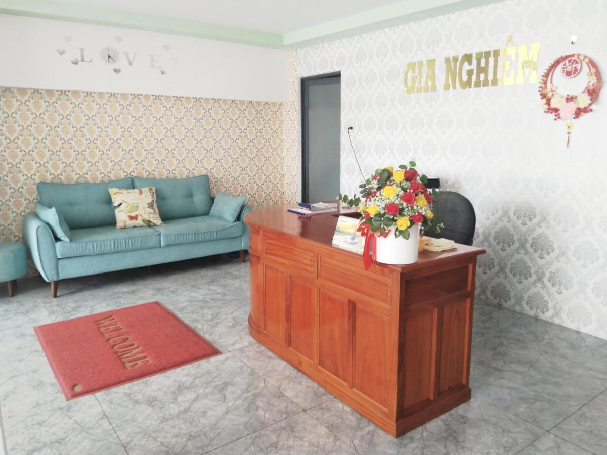 ホテル Khach San Gia Nghiem Bac Lieu エクステリア 写真
